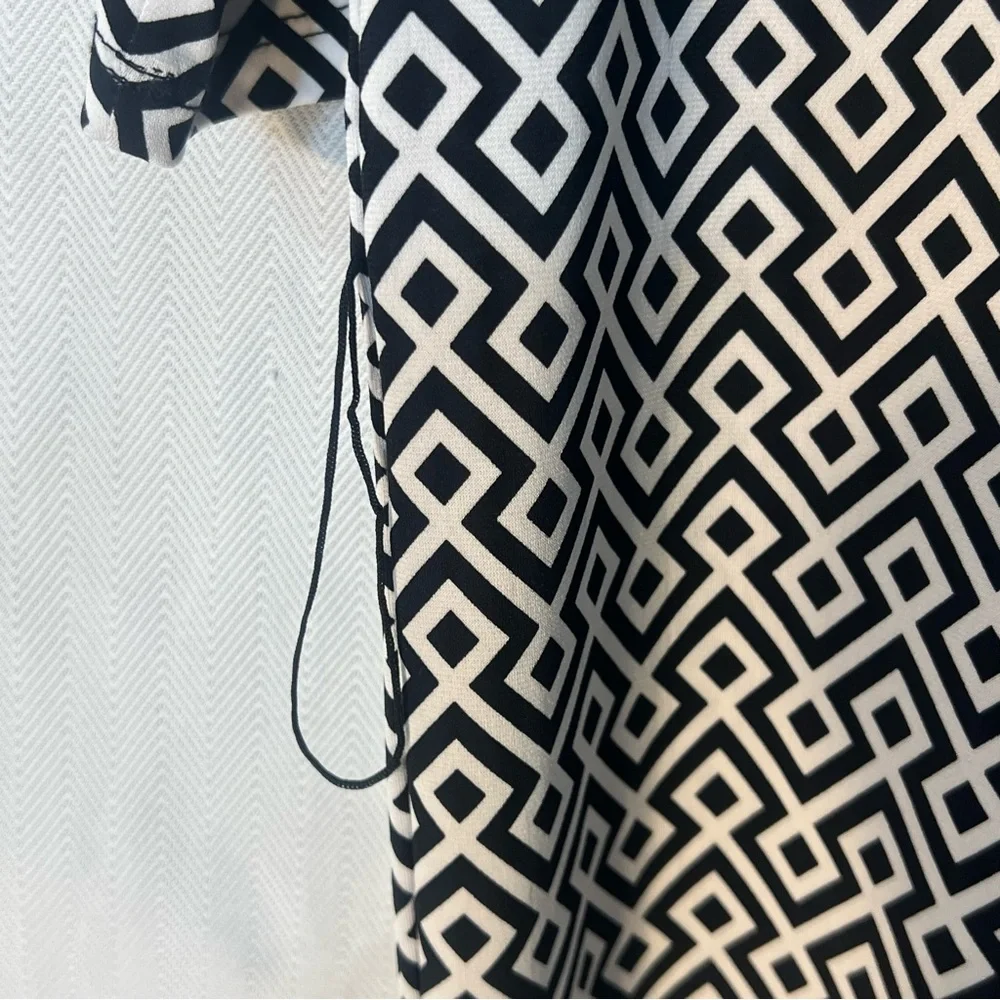 Michael Kors Dress Black & White Sheath Geometric Print  Dolman 3/4 Sleeves S